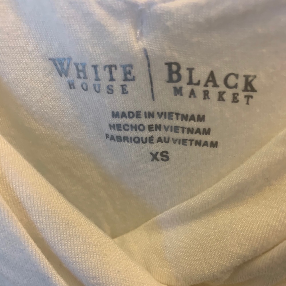WHBM RUCHED TOP - Picture 3 of 3